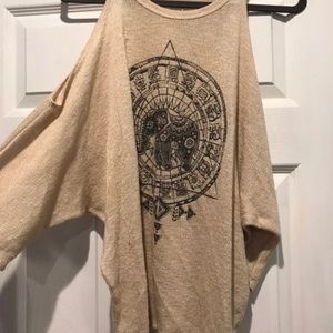 Q Off-the-shoulder Top